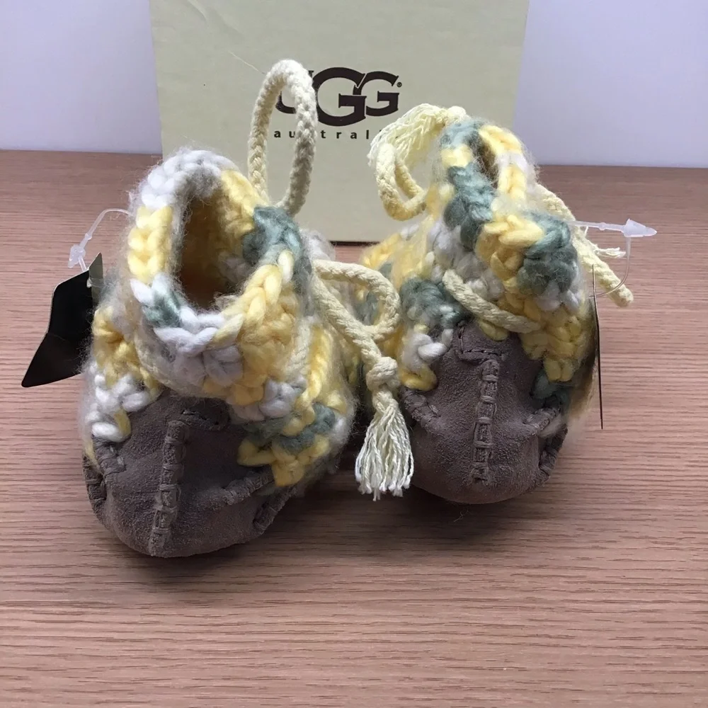 Infant UGG Crochet bootie